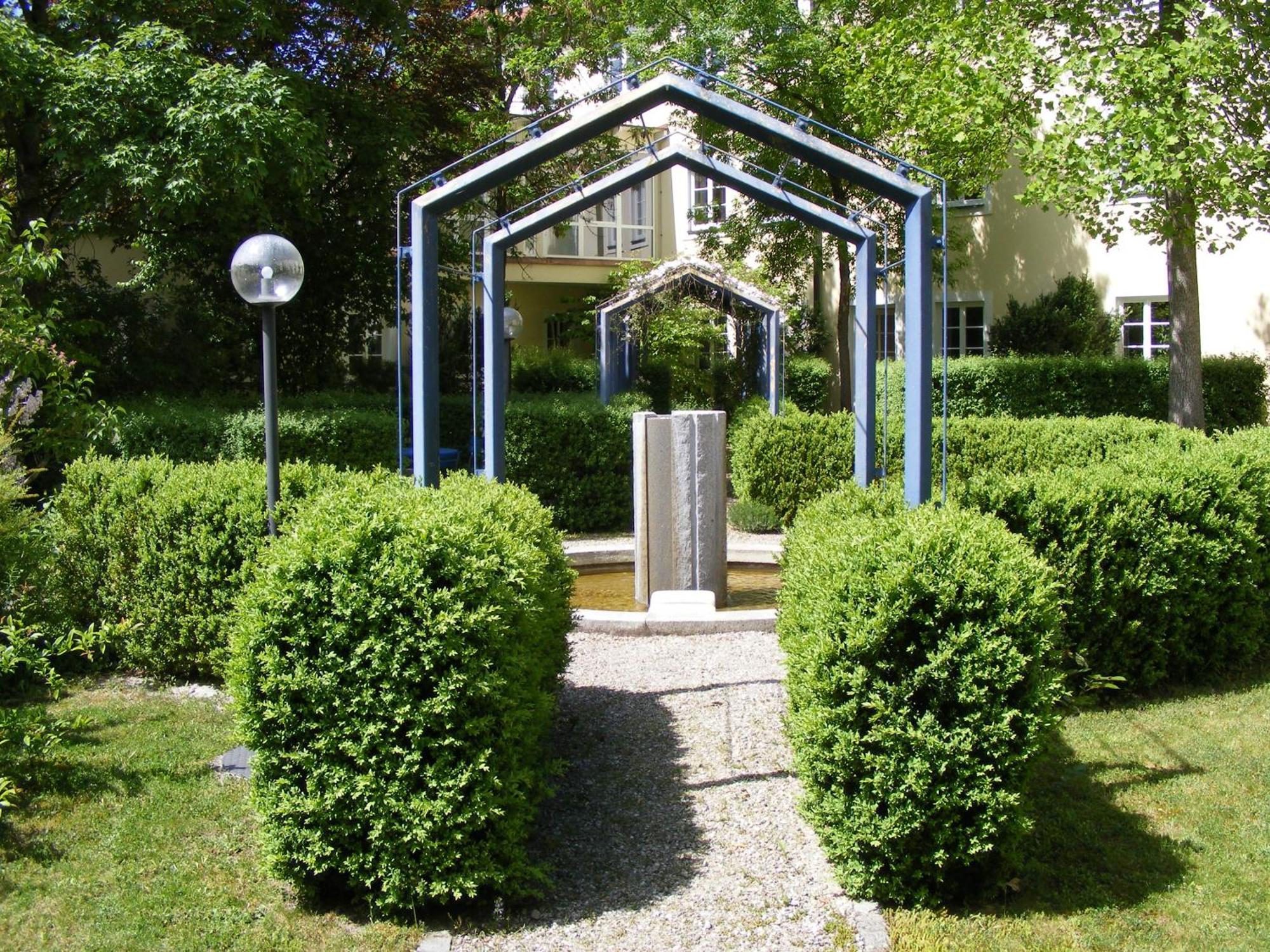 ホテル Haus Der Begegnung Heilig Geist ブルクハウゼン エクステリア 写真