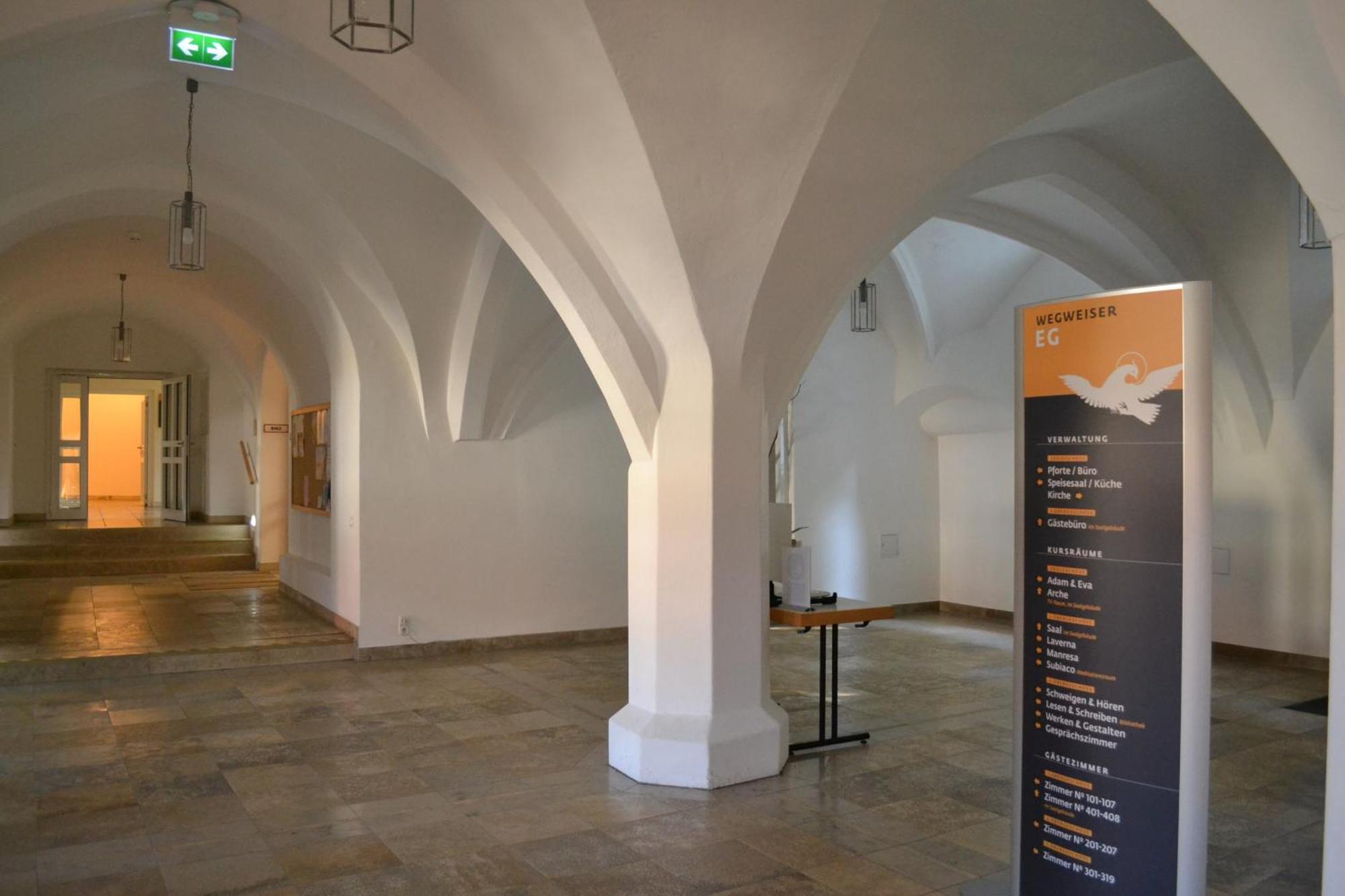 ホテル Haus Der Begegnung Heilig Geist ブルクハウゼン エクステリア 写真
