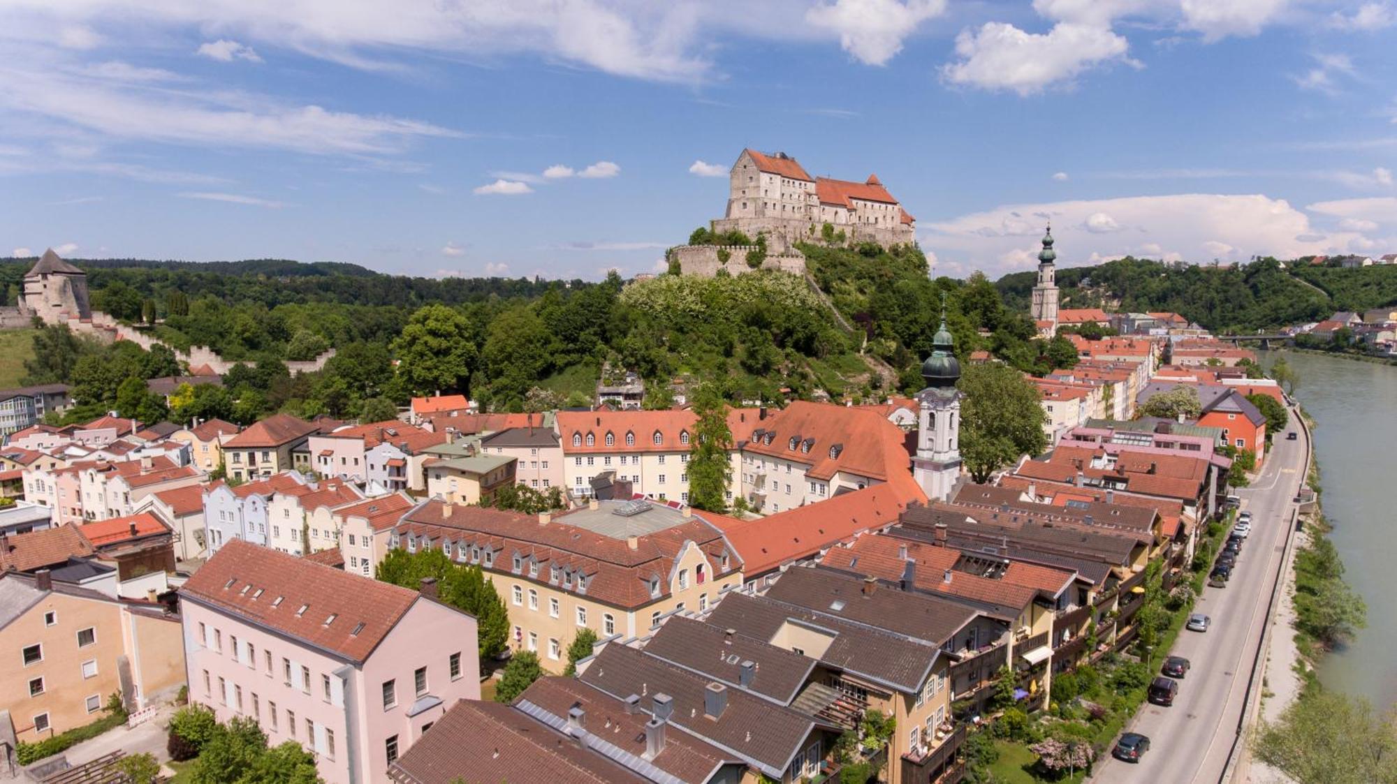ホテル Haus Der Begegnung Heilig Geist ブルクハウゼン エクステリア 写真