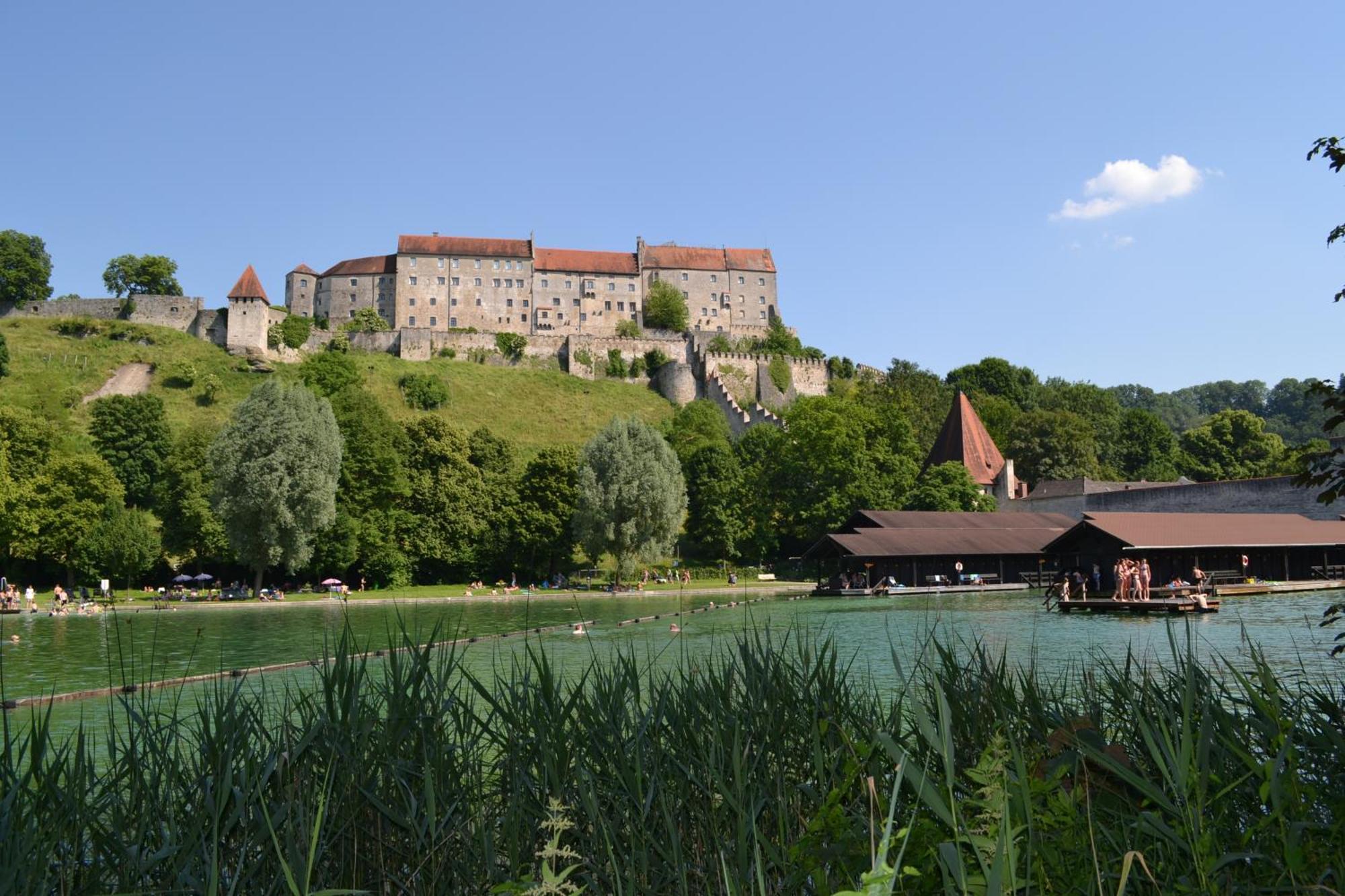 ホテル Haus Der Begegnung Heilig Geist ブルクハウゼン エクステリア 写真