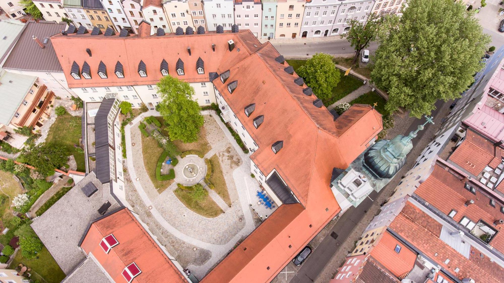 ホテル Haus Der Begegnung Heilig Geist ブルクハウゼン エクステリア 写真